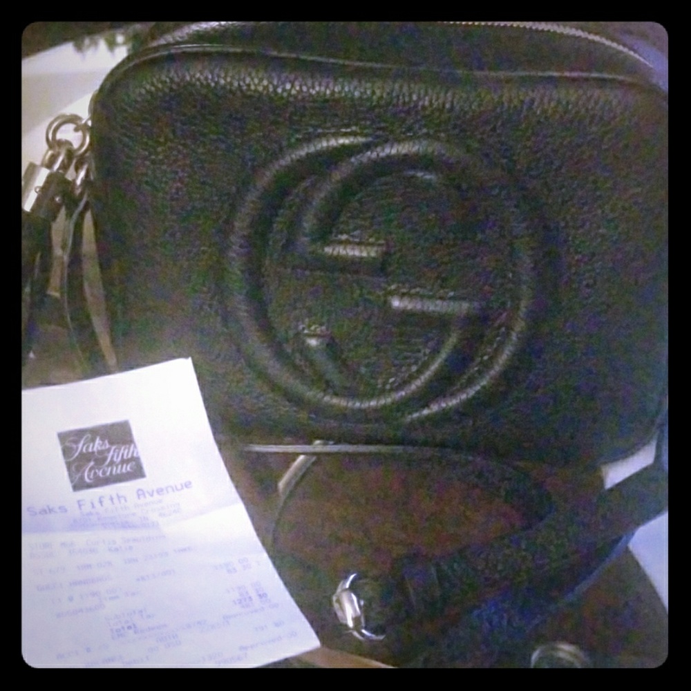Gucci Crossbody Black Leather Purse.!